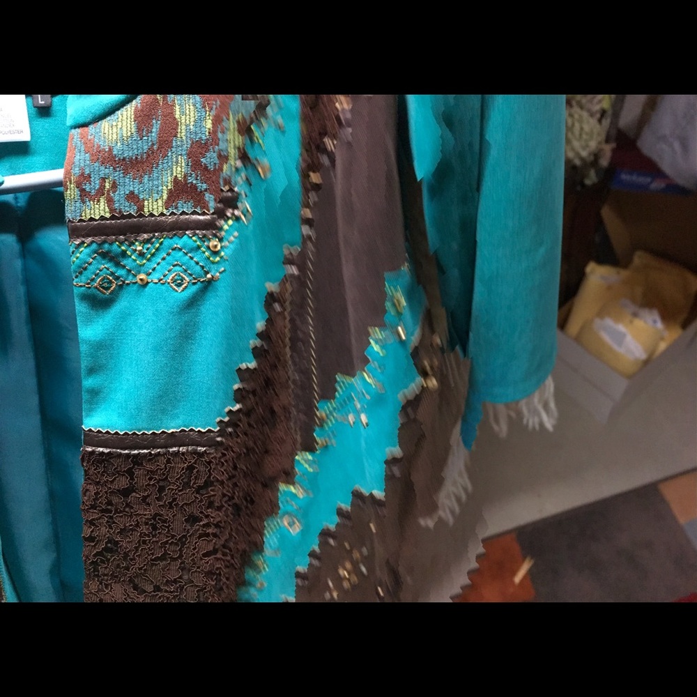 Jacket - Picture 4 of 5